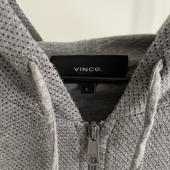 Vince Zip-Up - size L - Picture 3 of 3